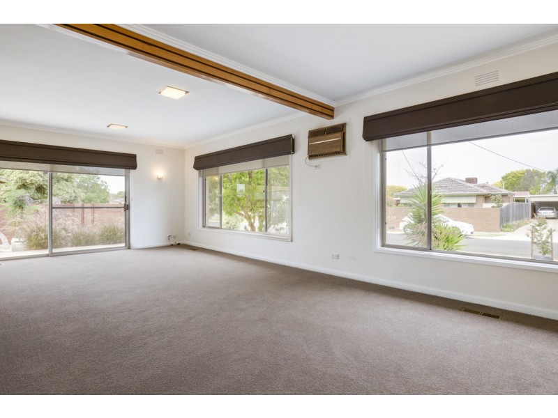 12 Malcolm Street, Bacchus Marsh VIC 3340