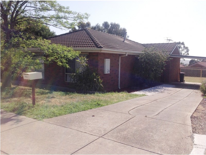 62 Halletts Way, Bacchus Marsh VIC 3340