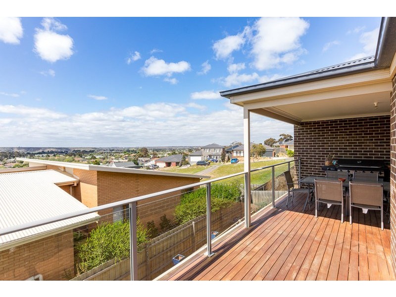 14 Kyle Way, Bacchus Marsh VIC 3340