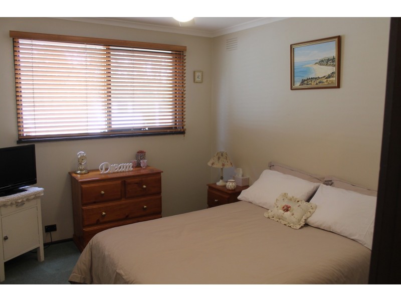 106 Canopus Circuit, Long Forest VIC 3340
