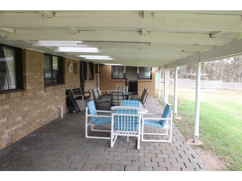 106 Canopus Circuit, Long Forest VIC 3340