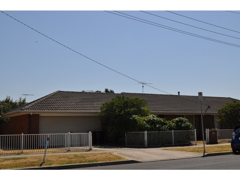 24 Grant Street, Bacchus Marsh VIC 3340