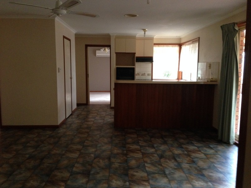 6 Simone Road, Bacchus Marsh VIC 3340