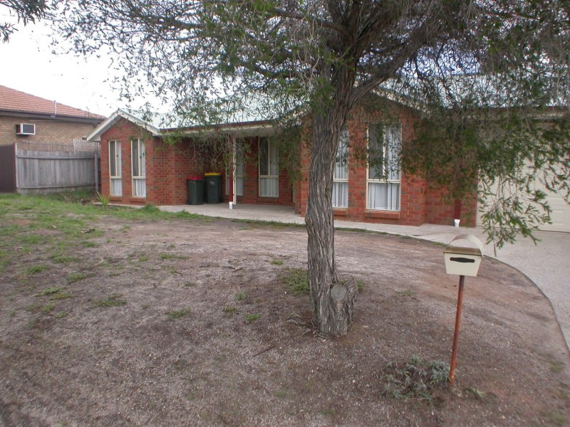 8 Morrison Drive, Bacchus Marsh VIC 3340