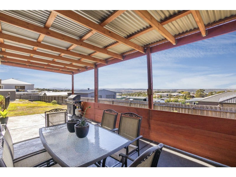 14 Durham Street, Bacchus Marsh VIC 3340