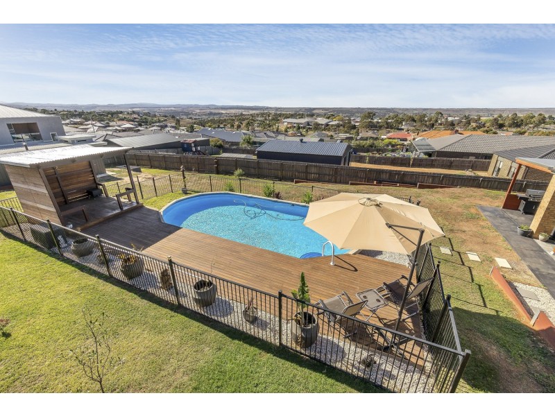 14 Durham Street, Bacchus Marsh VIC 3340