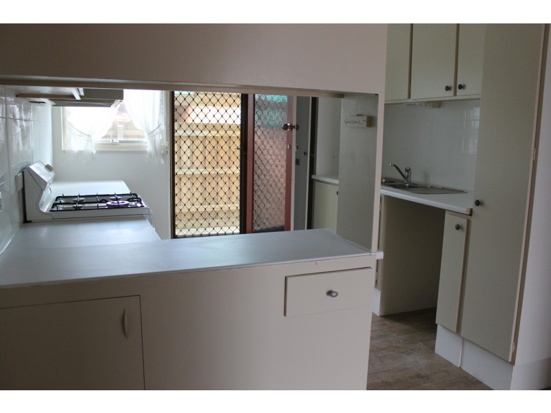 4/18 Simpson Street, Bacchus Marsh VIC 3340