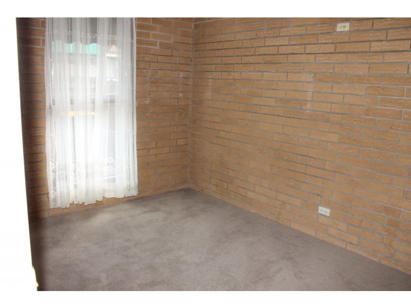 4/18 Simpson Street, Bacchus Marsh VIC 3340
