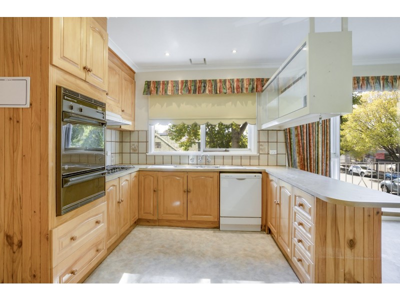 11 Grant Street, Bacchus Marsh VIC 3340