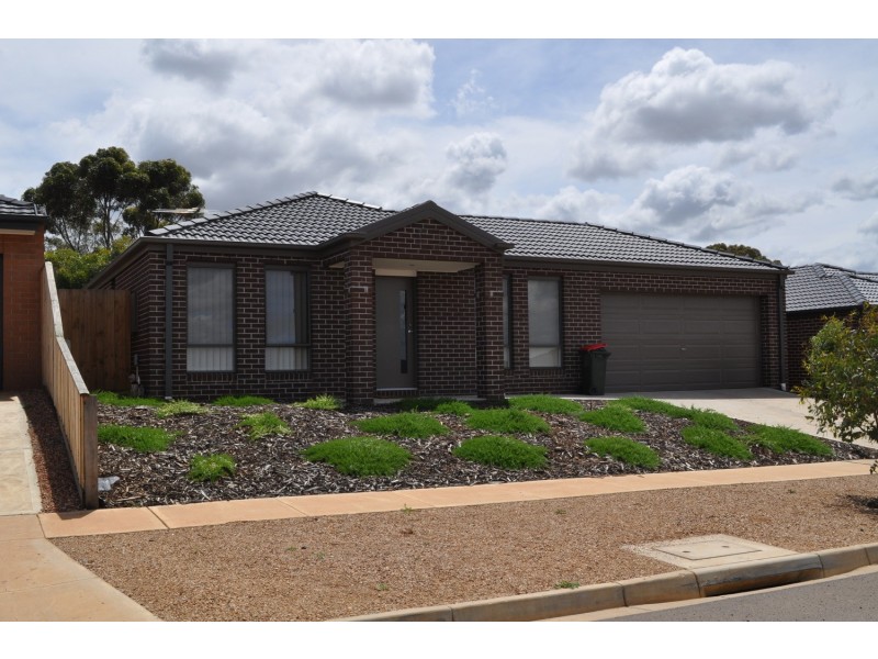 25 Burbidge Drive, Bacchus Marsh VIC 3340