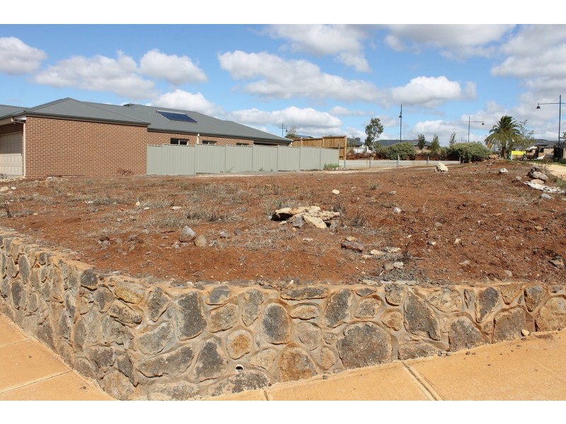 Lot lot 411, 4 Caspar Place, Bacchus Marsh VIC 3340