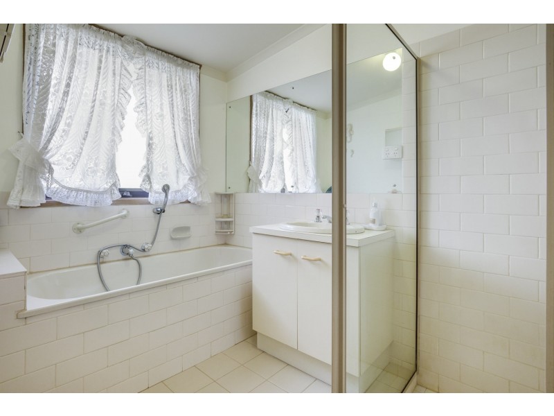 28 St Andrews Way, Bacchus Marsh VIC 3340