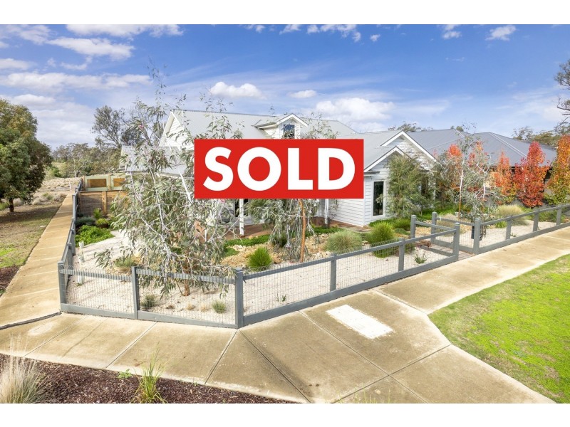 9 Toorongo Road, Eynesbury VIC 3338