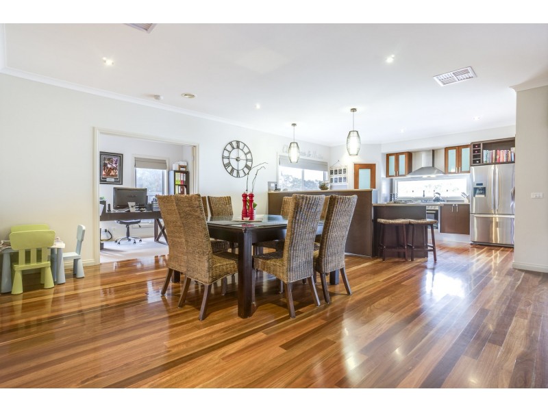 9 Toorongo Road, Eynesbury VIC 3338