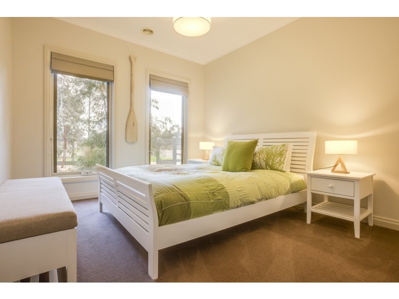 9 Toorongo Road, Eynesbury VIC 3338