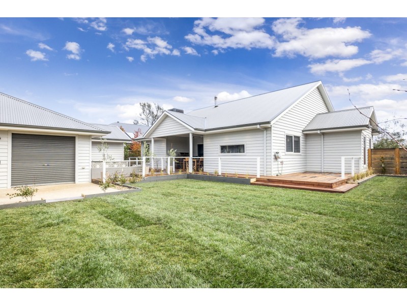 9 Toorongo Road, Eynesbury VIC 3338