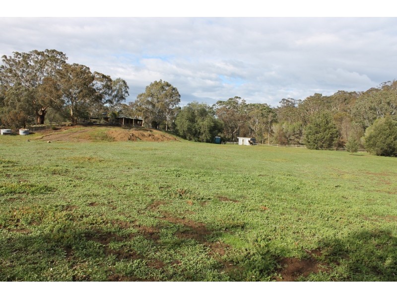 142 Russells Road, Coimadai VIC 3340