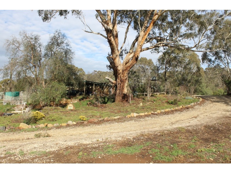 142 Russells Road, Coimadai VIC 3340