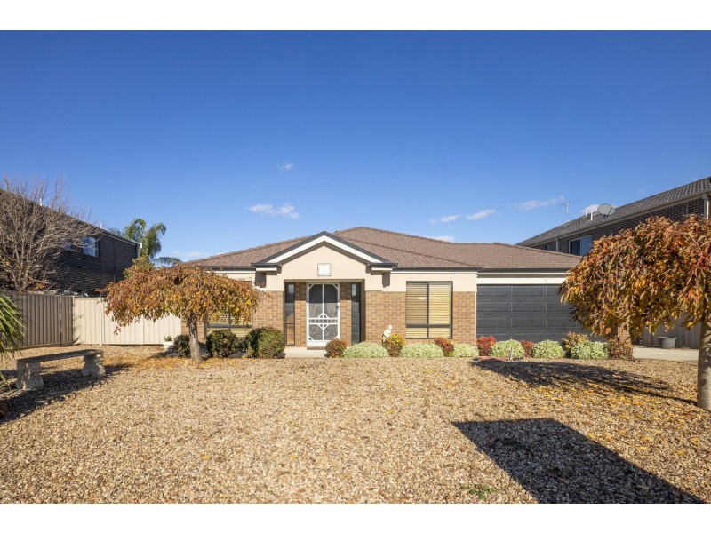 6 Riverbend Drive, Bacchus Marsh VIC 3340