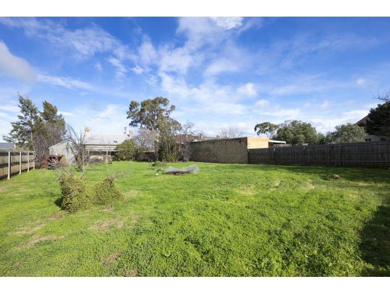 8 Bennett Street, Bacchus Marsh VIC 3340