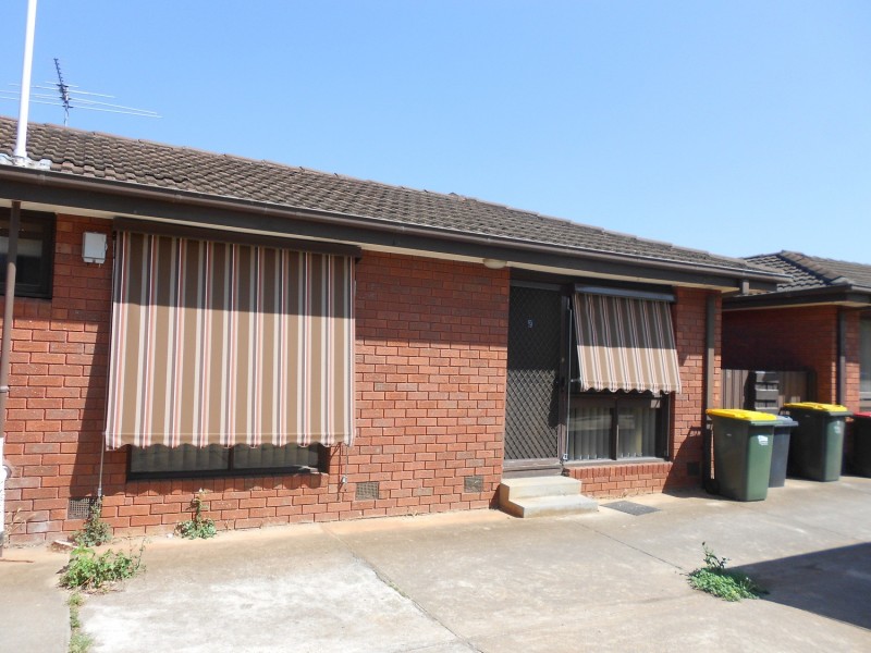 2/42 Raglan Street, Bacchus Marsh VIC 3340