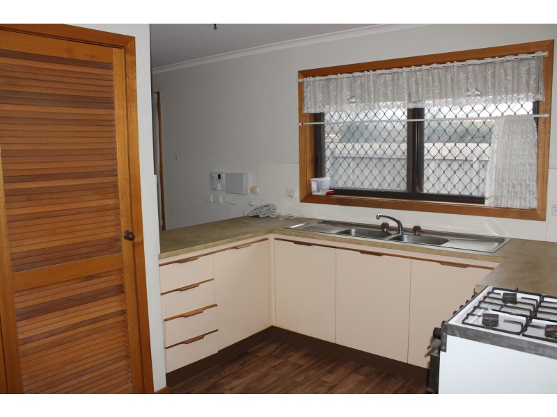 8/20 Simpson Street, Bacchus Marsh VIC 3340