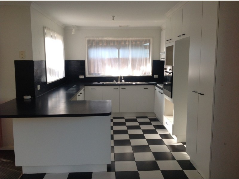 3 Hobler Place, Bacchus Marsh VIC 3340