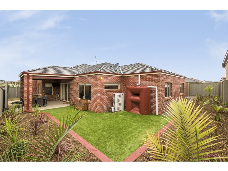 9 Mimulus Road, Bacchus Marsh VIC 3340