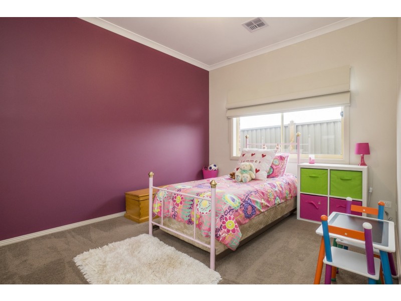 9 Mimulus Road, Bacchus Marsh VIC 3340