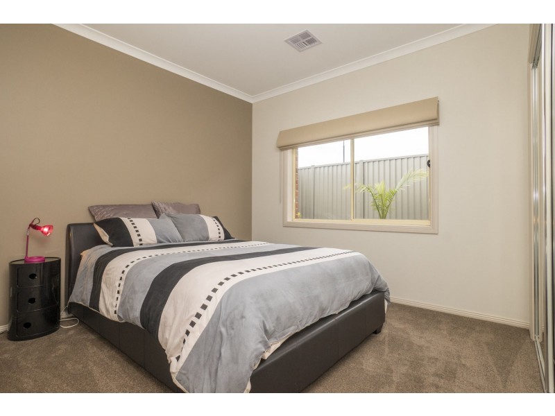 9 Mimulus Road, Bacchus Marsh VIC 3340