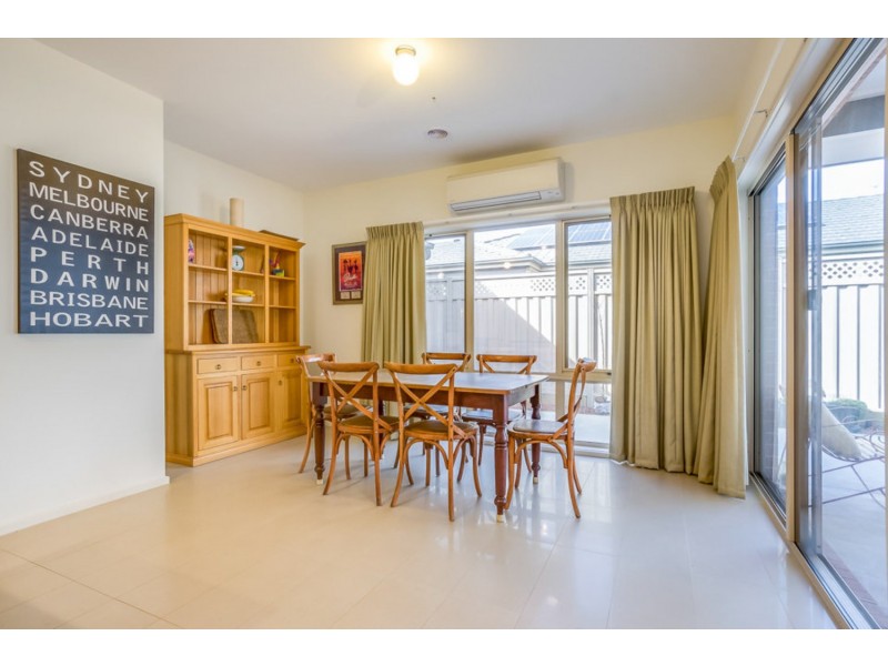 15 McMahon Drive, Ballan VIC 3342