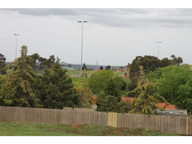 1 Light Close, Bacchus Marsh VIC 3340