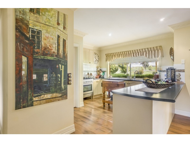 55 Connor Court, Ballan VIC 3342