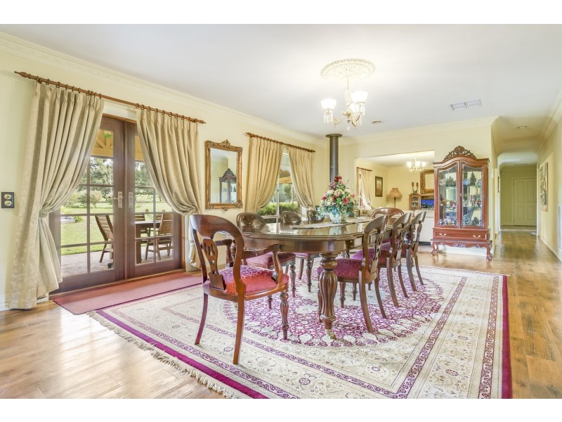 55 Connor Court, Ballan VIC 3342