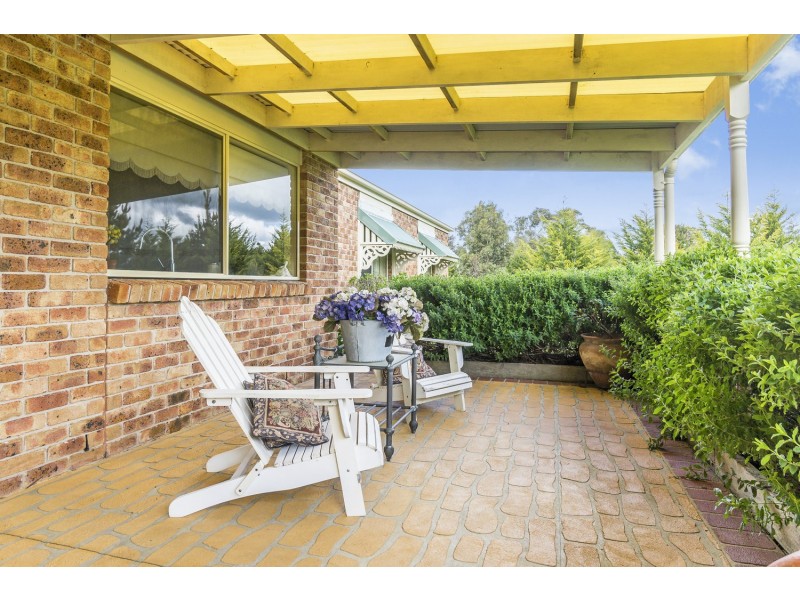 55 Connor Court, Ballan VIC 3342