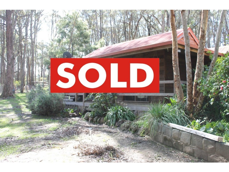 17 Pine Court, Dales Creek VIC 3341