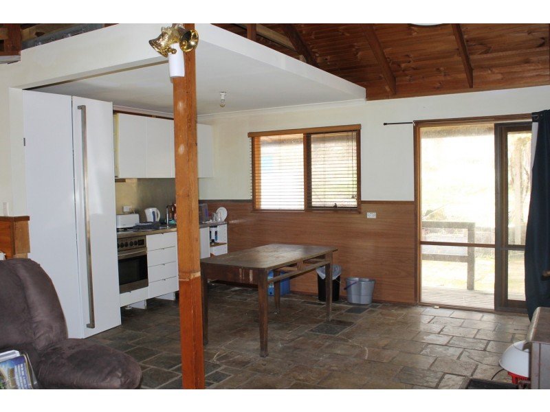 17 Pine Court, Dales Creek VIC 3341