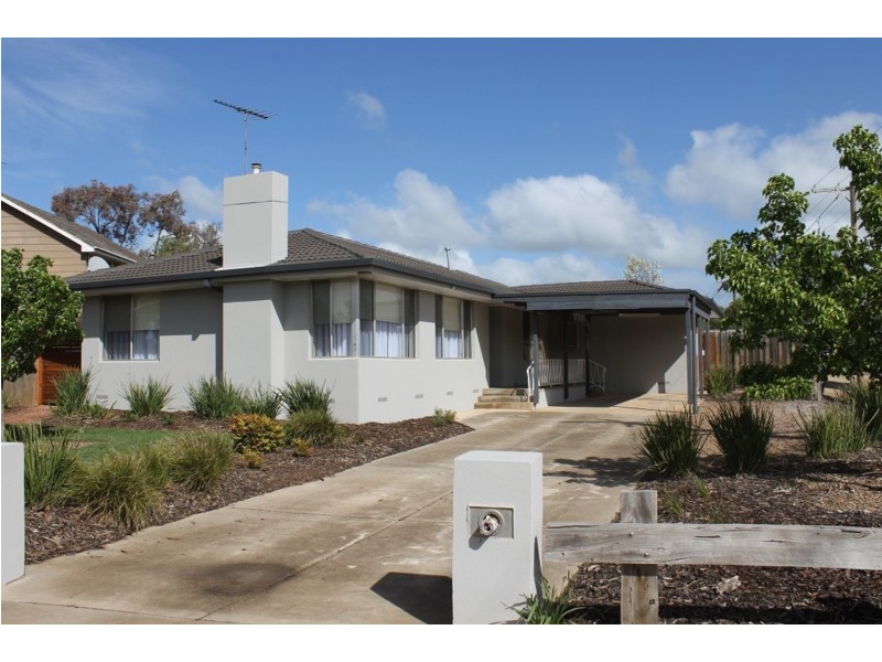 37 Fitzroy Street, Bacchus Marsh VIC 3340