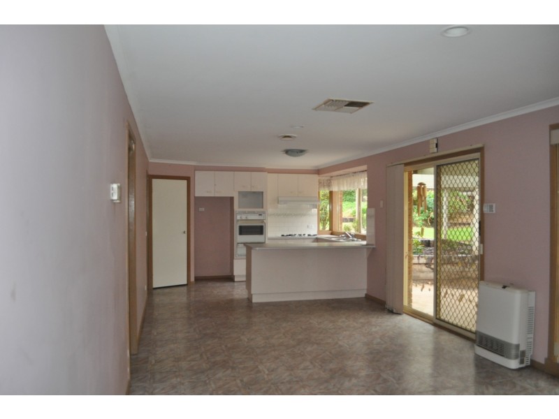 2 Willis Court, Darley VIC 3340