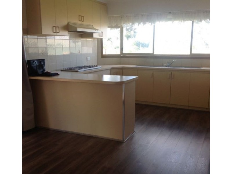 62 Halletts Way, Bacchus Marsh VIC 3340