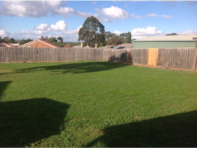 62 Halletts Way, Bacchus Marsh VIC 3340