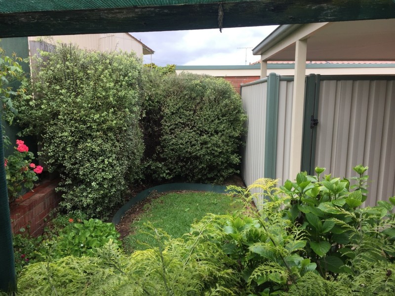 4/8 Simpson Street, Bacchus Marsh VIC 3340