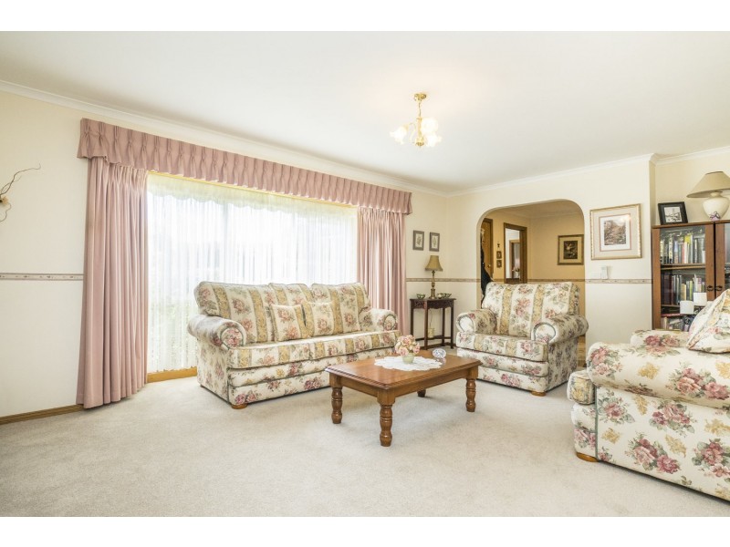 2 Tulloch Court, Bacchus Marsh VIC 3340