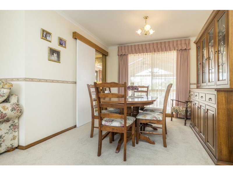 2 Tulloch Court, Bacchus Marsh VIC 3340