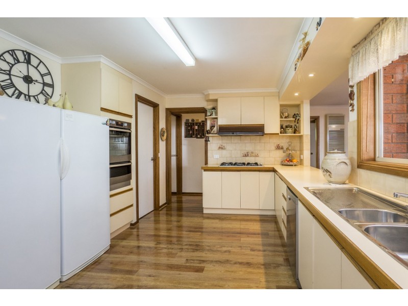 2 Tulloch Court, Bacchus Marsh VIC 3340