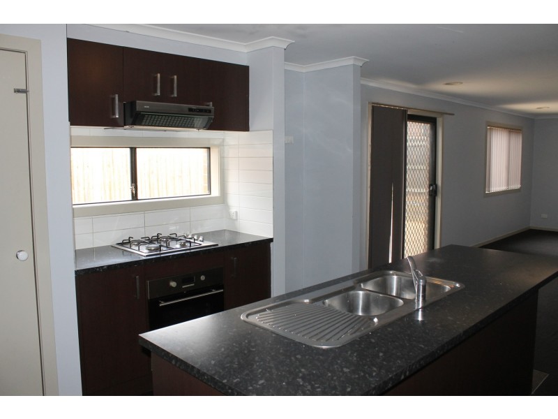 6 First Mews, Bacchus Marsh VIC 3340