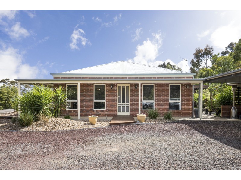 518 Myrniong-Korobeit Road, Greendale VIC 3341