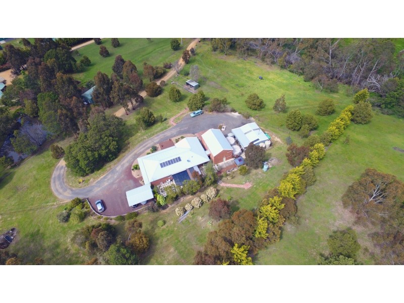 518 Myrniong-Korobeit Road, Greendale VIC 3341