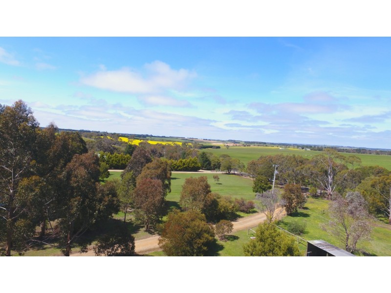 518 Myrniong-Korobeit Road, Greendale VIC 3341