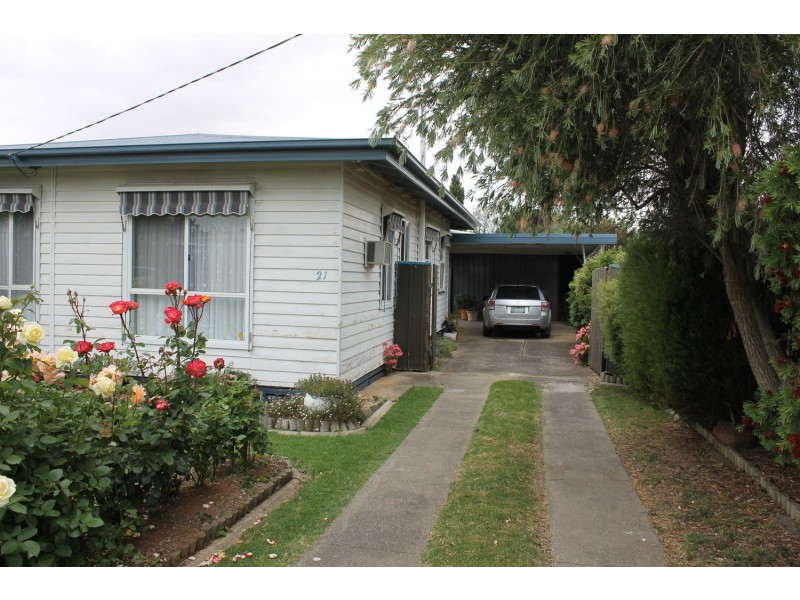 21 McFarland Street, Bacchus Marsh VIC 3340